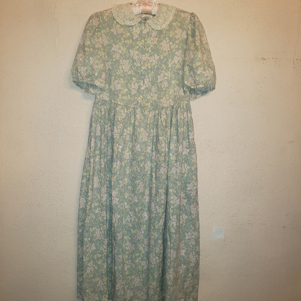 LAURA ASHLEY Vintage Puritan Lace Cottagecore Puff Slv Floral Prairie Dress S/M